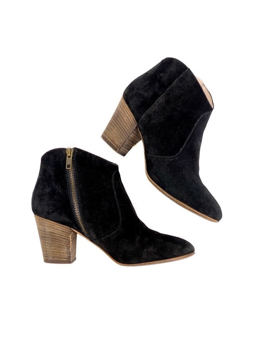 Club Monaco Shoes - Club Monaco Italian made black suede ankle boots size 7